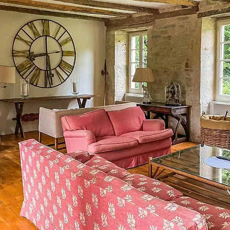 Сasa de vacaciones Gorgeous In Sarrazac Cressensac-Sarrazac