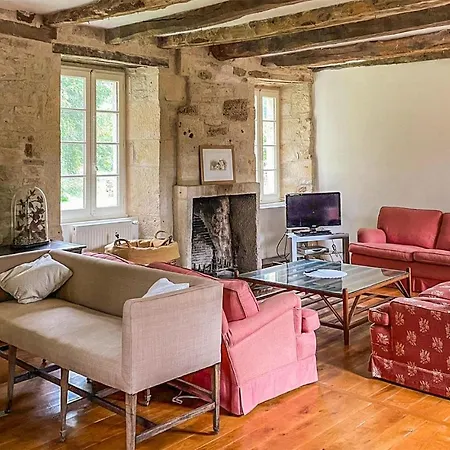 5 Bedroom Gorgeous In Sarrazac *