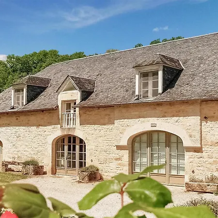 5 Bedroom Gorgeous In Sarrazac Cressensac-Sarrazac