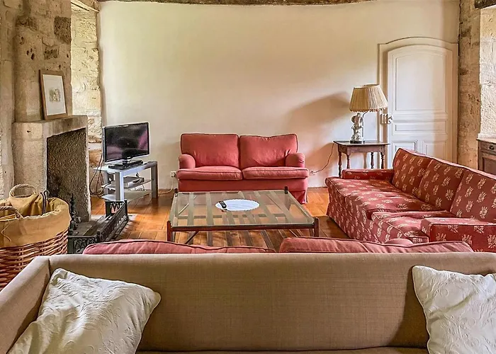 Prázdninový dům 5 Bedroom Gorgeous In Sarrazac