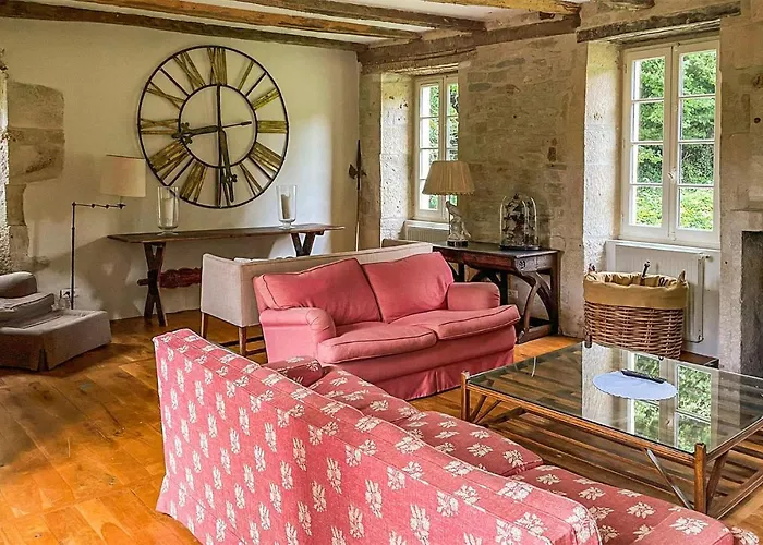 Σπίτι διακοπών 5 Bedroom Gorgeous In Sarrazac Cressensac-Sarrazac